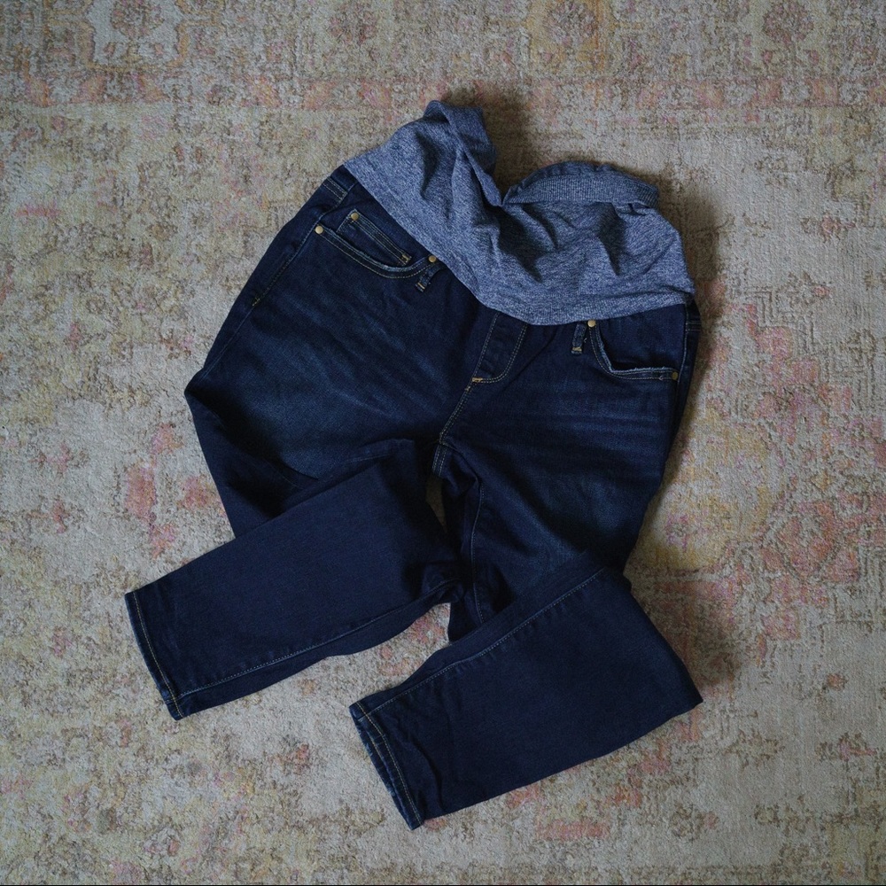 SOLD GAP Maternity Soft Wear Comfort Panel Skinny Jean